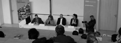 okrugli-stol-u-okviru-demo-akademije