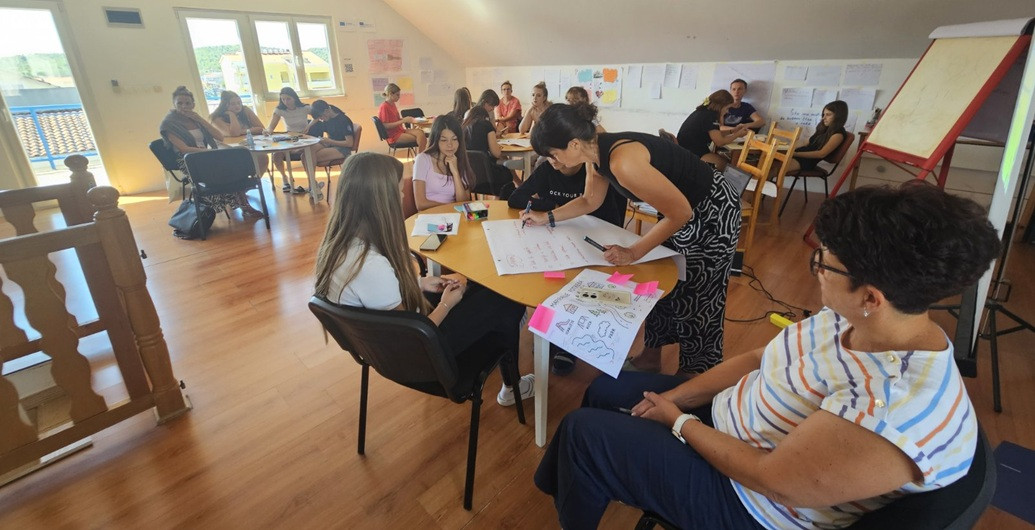 poziv-na-zavrsnu-konferenciju-skolski-volonterski-kompas-u-vukovaru